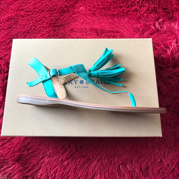 NEW LUCKY BRAND SANDALS - Picture 3 of 4